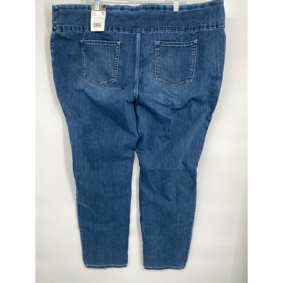 Lee Jeans Women’s 28W Long Elastic Waist Slim Leg Slightly Distressed - Picture 2 of 10